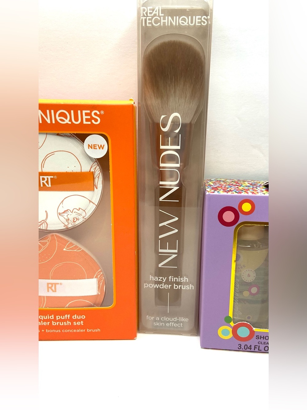 Real Techniques Makeup Set & Brush + Sprinkles Body Butter Duo - Orange, Purple - Picture 3 of 4
